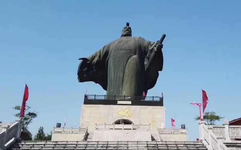 中國(guó)十大雕塑，每一個(gè)都超級(jí)震撼，看看在你的家鄉(xiāng)嗎？(圖4)